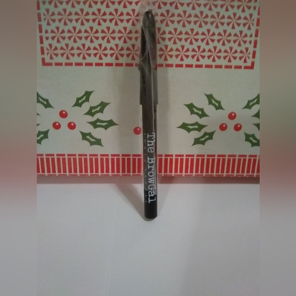 *LIPSTICK LINER LASHES 8-PC MAKEUP KIT & BAG, NIB - Picture 4 of 11